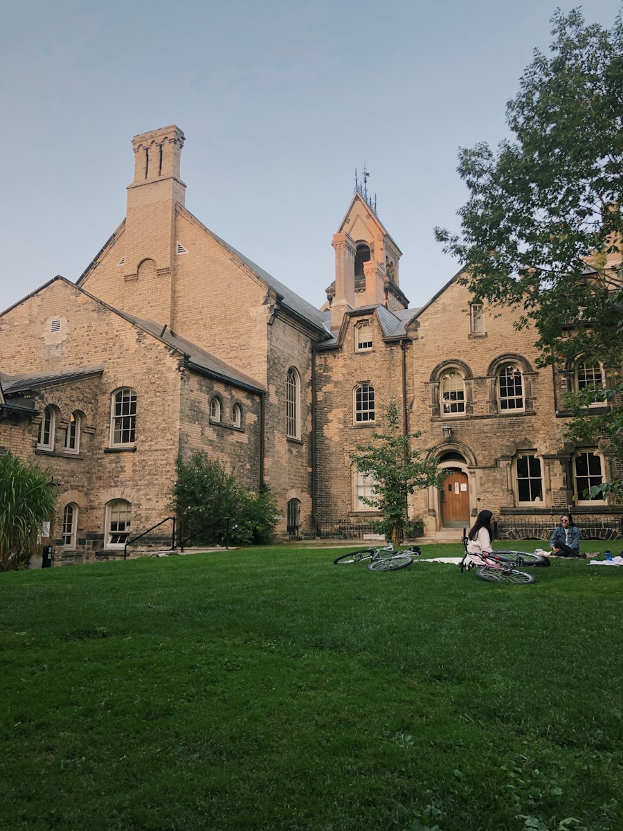 Best Social Sciences Universities in Canada 2025