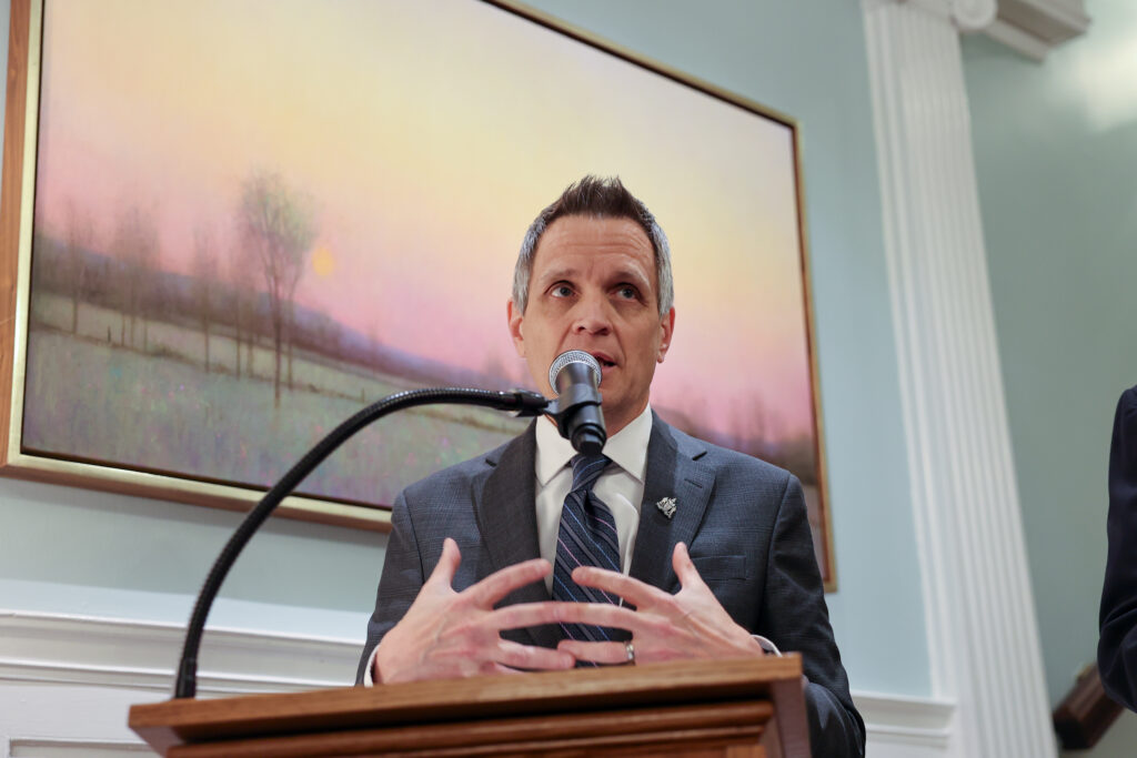 Mayor Sutcliffe at PWHL Reception