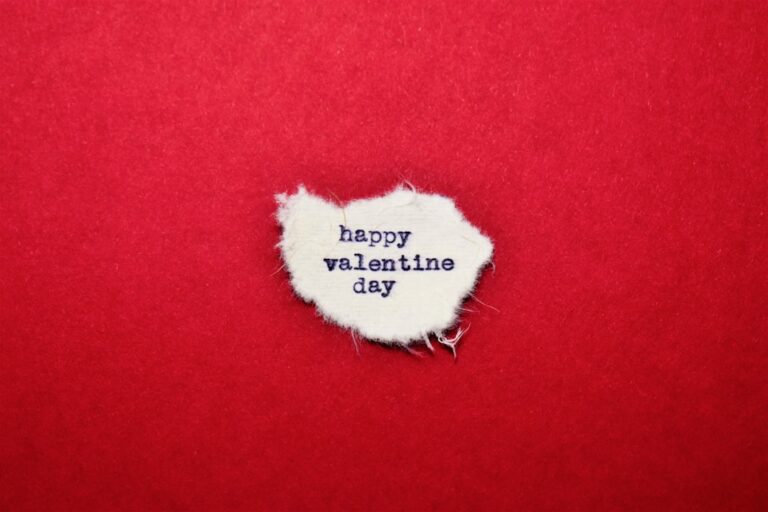 Valentine's Day Movies: Picks, Plans, and Local Ideas for a Cozy Night