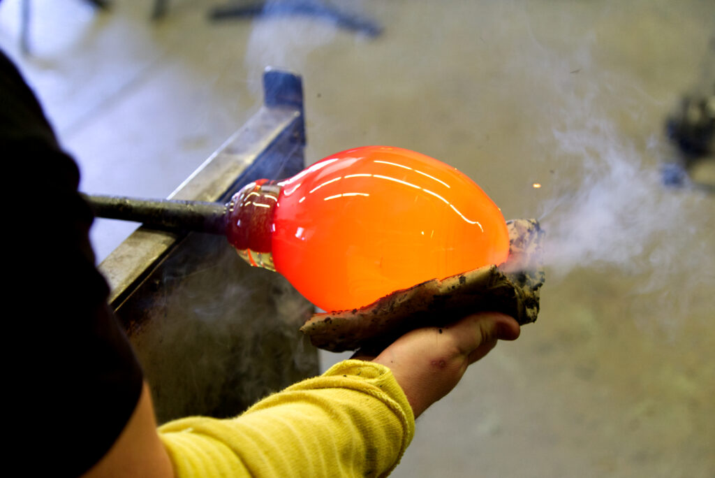 Ottawa Glassblowing Co-Op